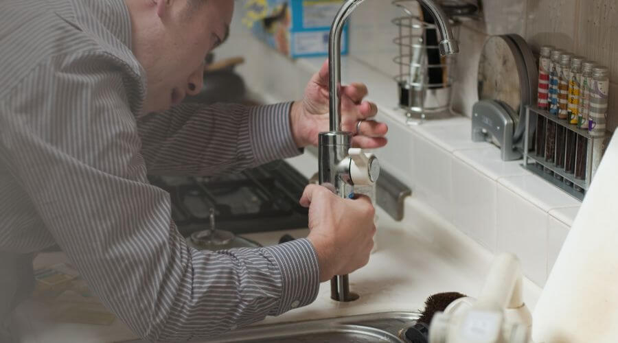 Professional expert plumbing services in Keensburg, IL